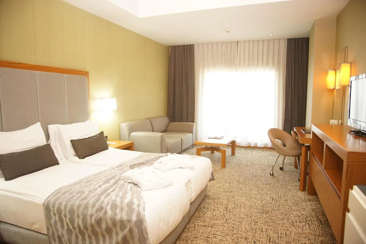 Hotel The Green Park Pendik Istanboel