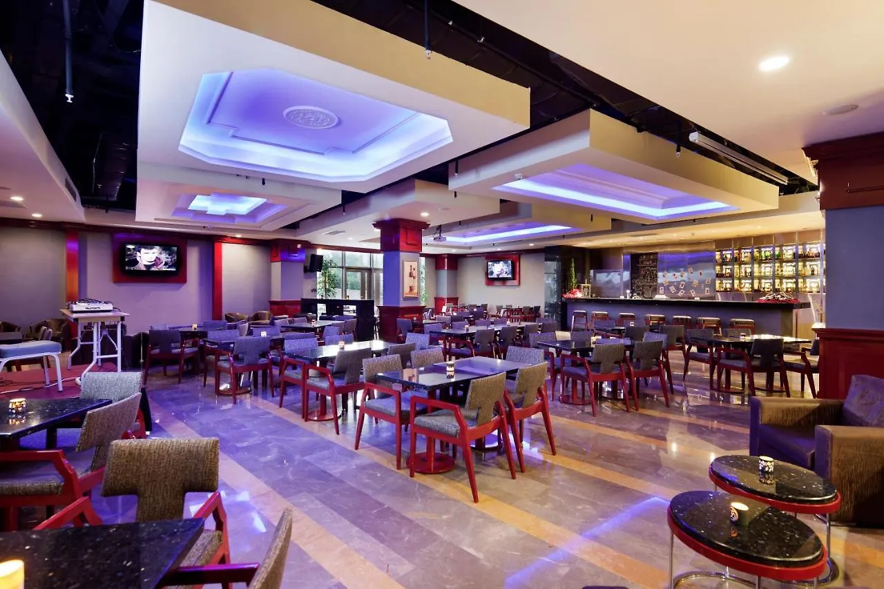 Hotel The Green Park Pendik Istanboel